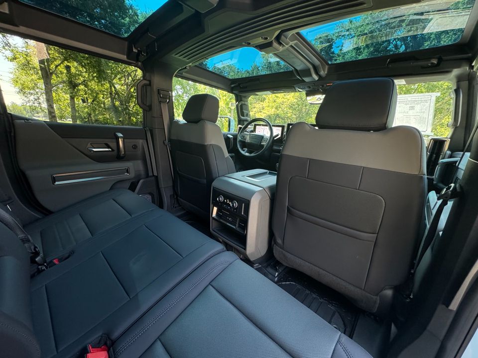 2025 GMC HUMMER EV