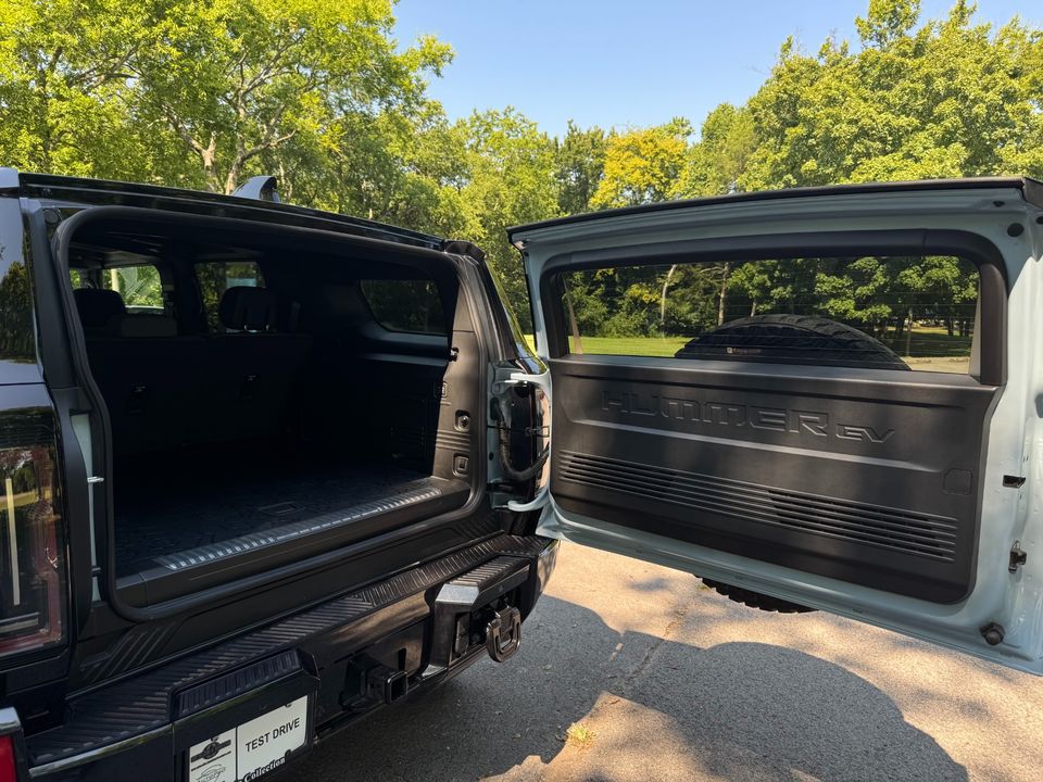 2025 GMC HUMMER EV