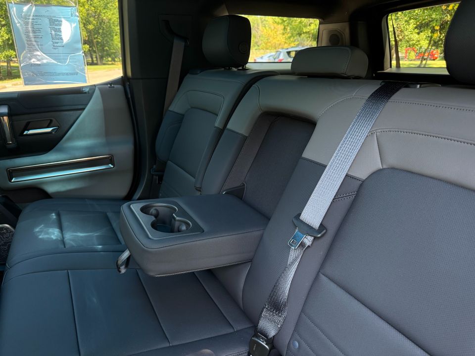 2025 GMC HUMMER EV