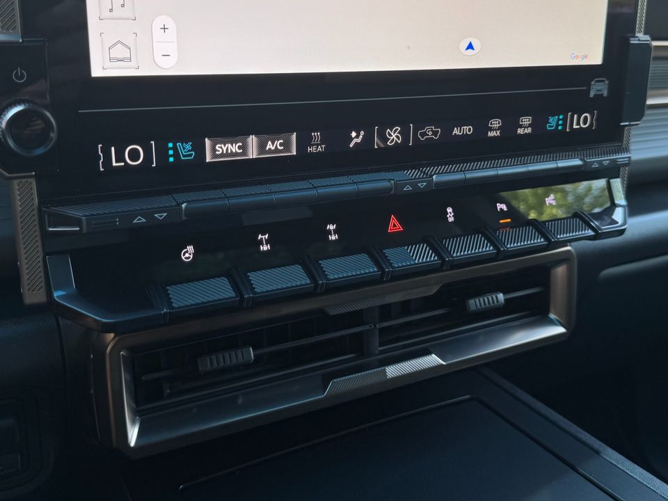 2025 GMC HUMMER EV
