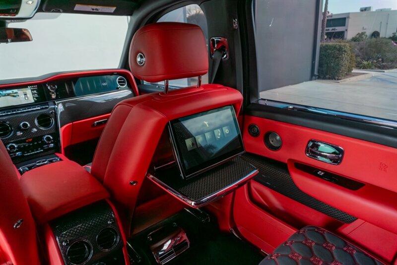 2025 Rolls-Royce Black Badge Cullinan