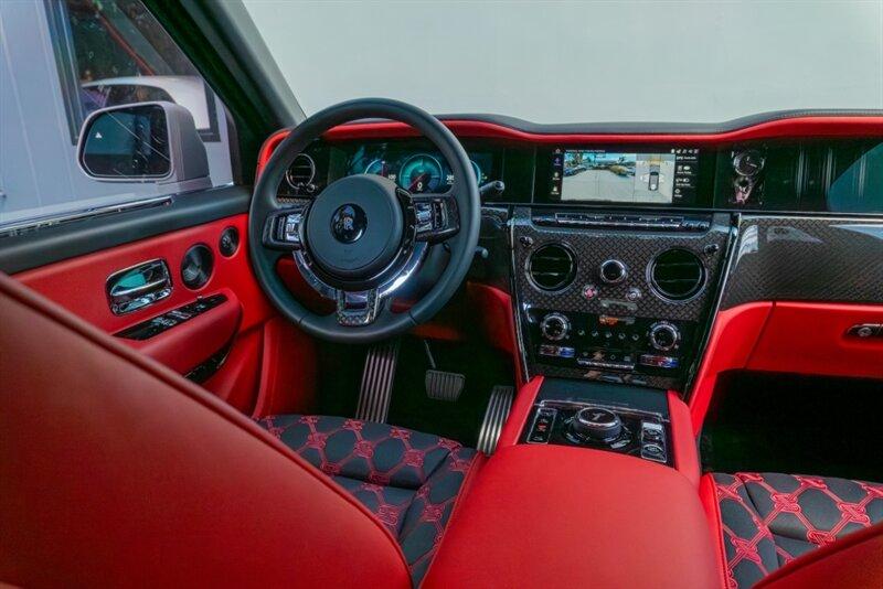 2025 Rolls-Royce Black Badge Cullinan