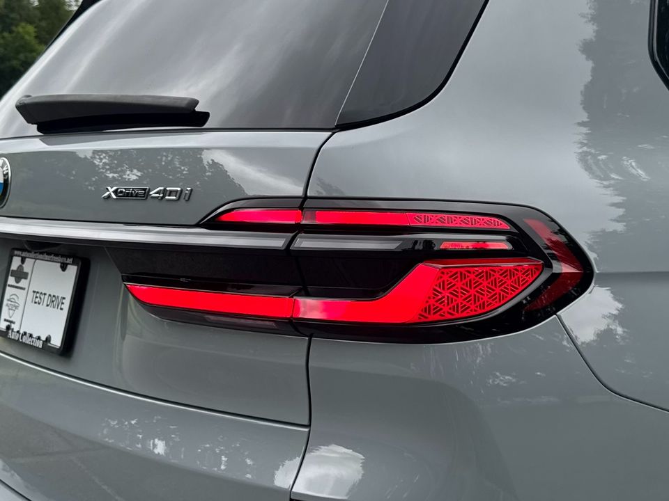 2024 BMW X7