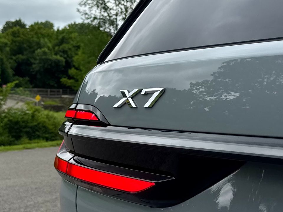 2024 BMW X7