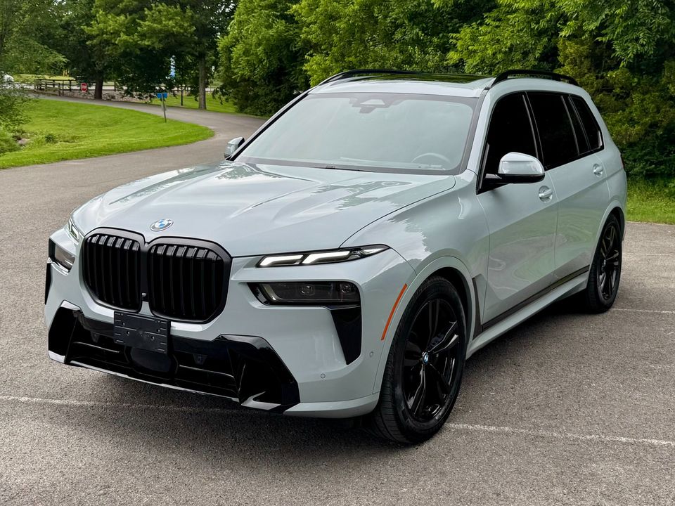 2024 BMW X7