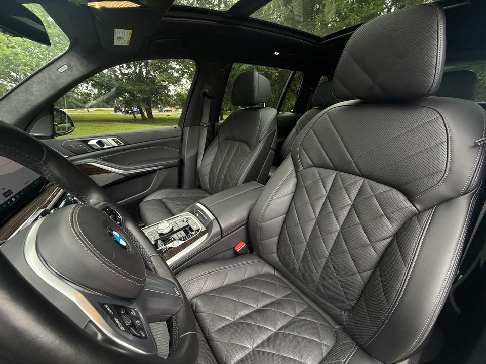 2024 BMW X7
