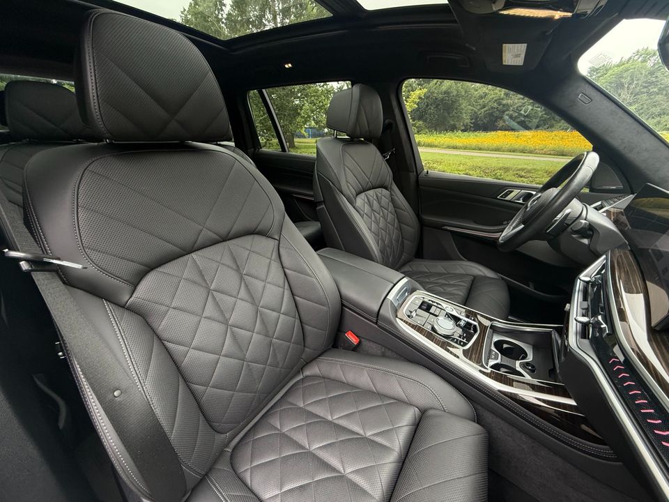 2024 BMW X7
