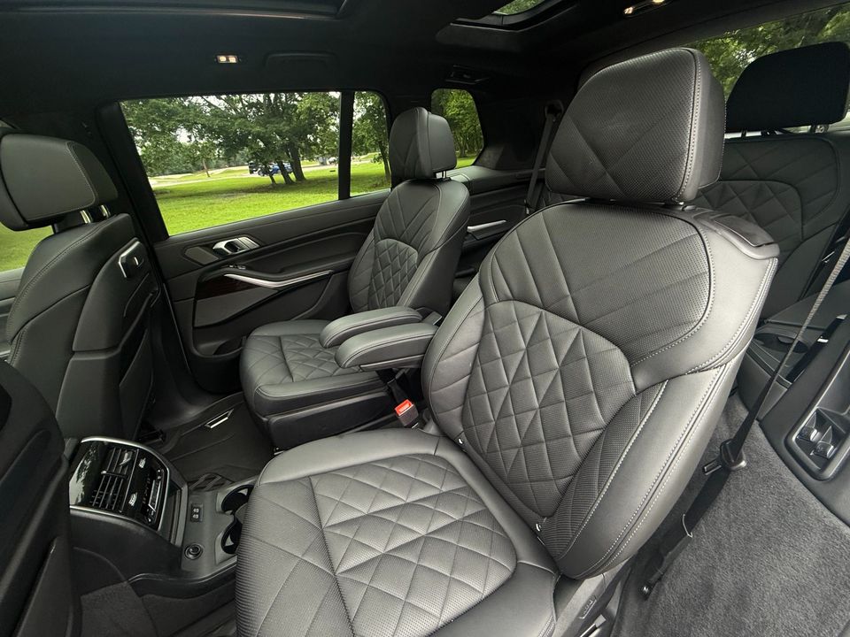 2024 BMW X7