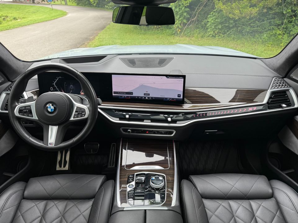 2024 BMW X7