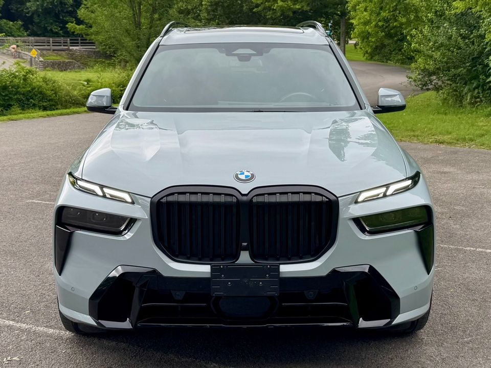 2024 BMW X7