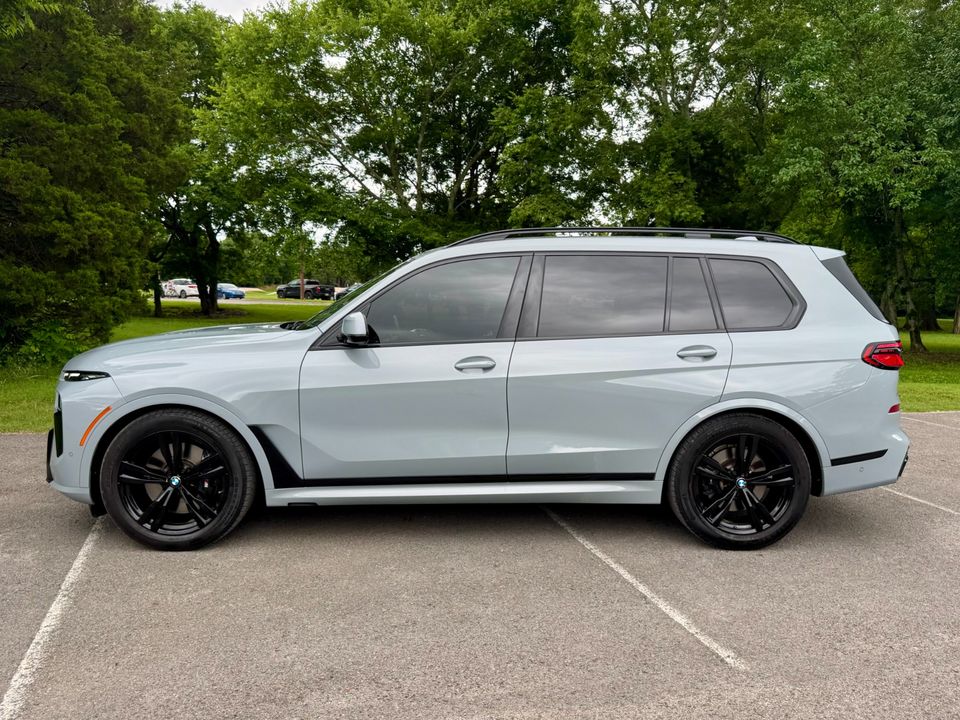 2024 BMW X7