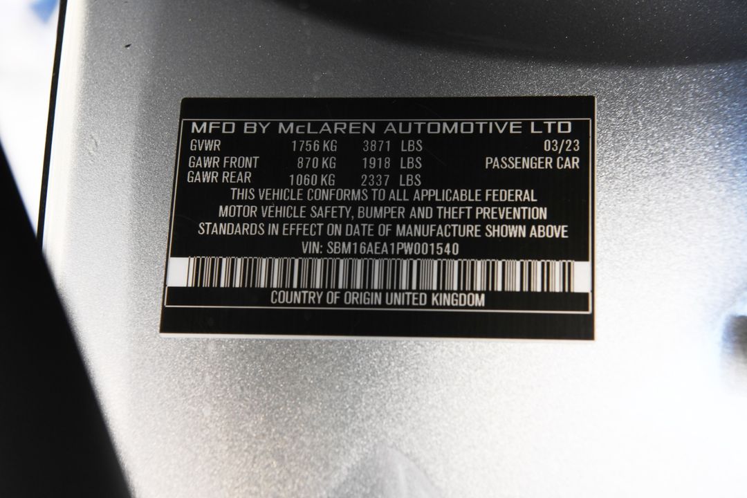 2023 McLaren Artura