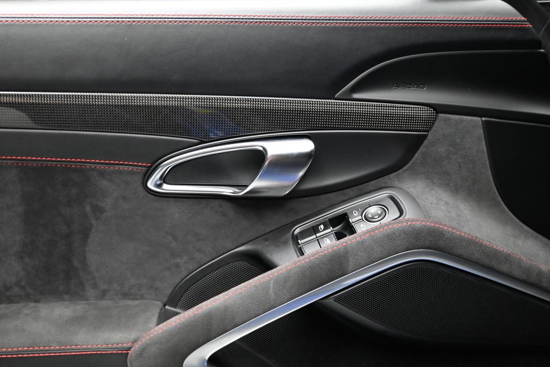 2015 Porsche Cayman