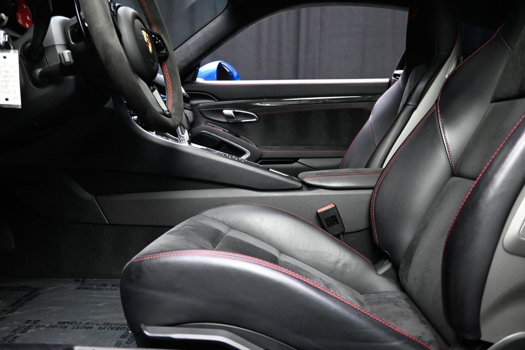 2015 Porsche Cayman