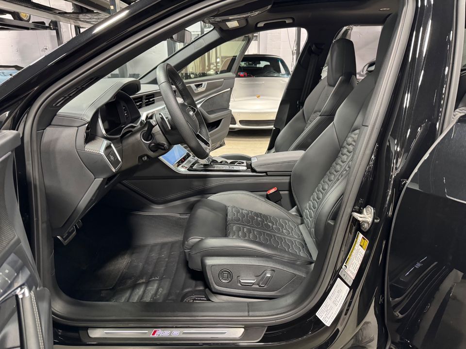 2024 AUDI RS 6 AVANT