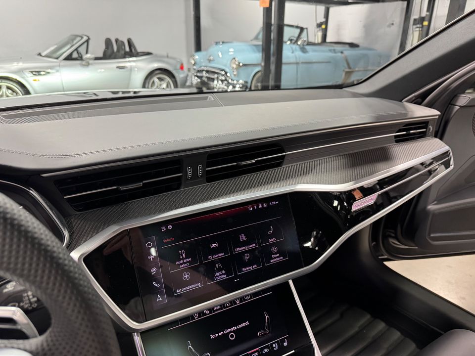 2024 AUDI RS 6 AVANT