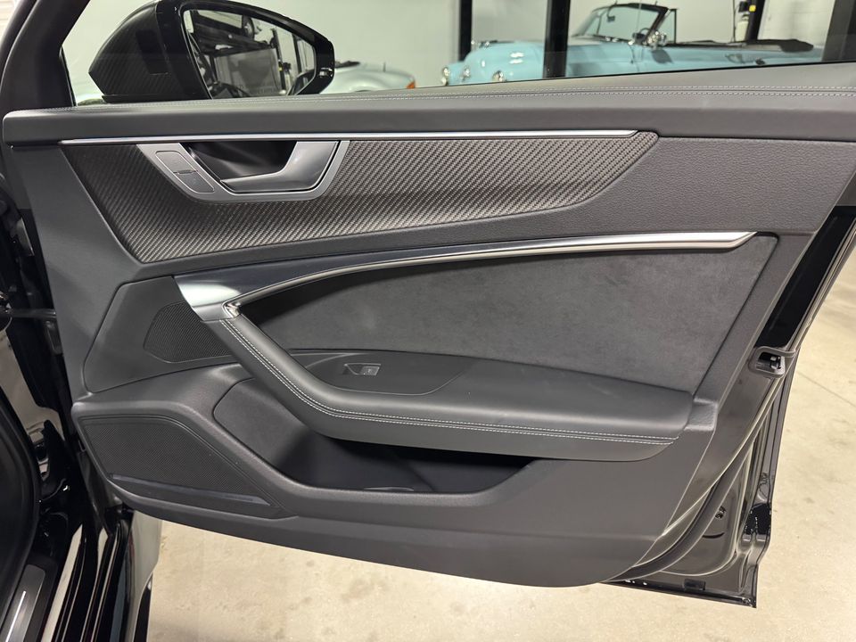 2024 AUDI RS 6 AVANT