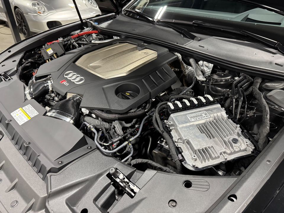 2024 AUDI RS 6 AVANT