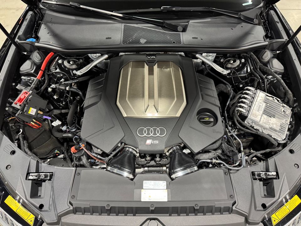2024 AUDI RS 6 AVANT