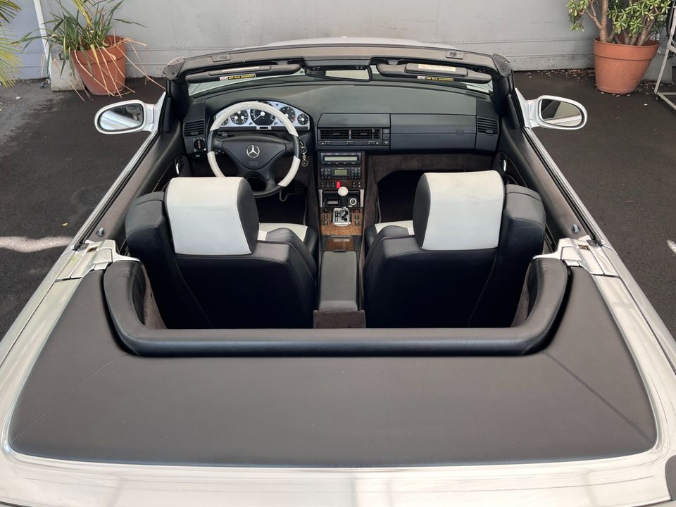 2002 Mercedes-Benz SL-Class