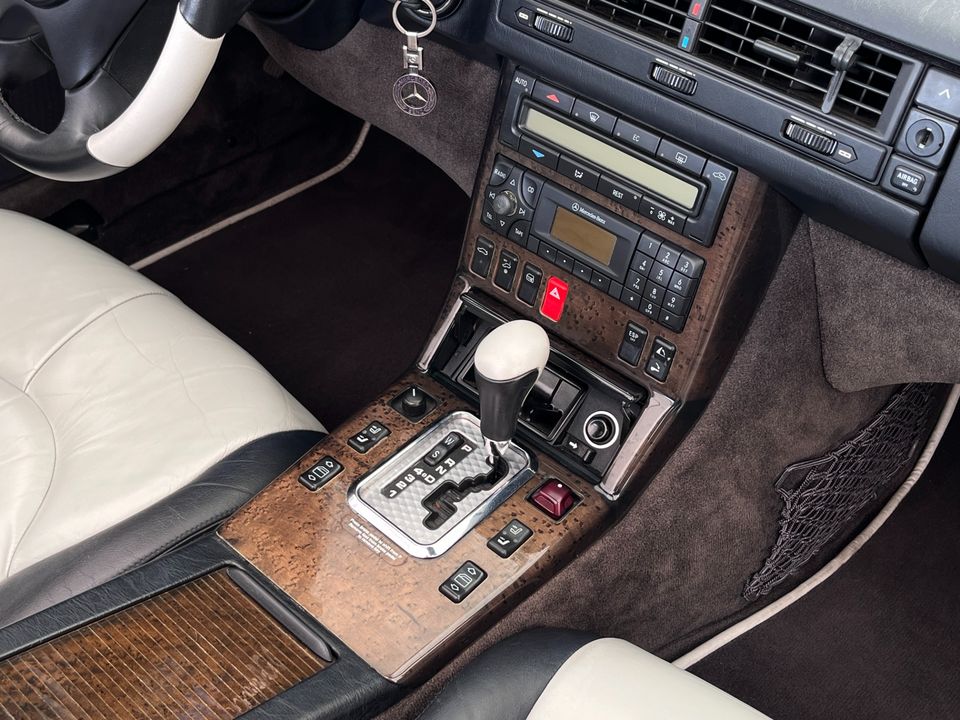 2002 Mercedes-Benz SL-Class
