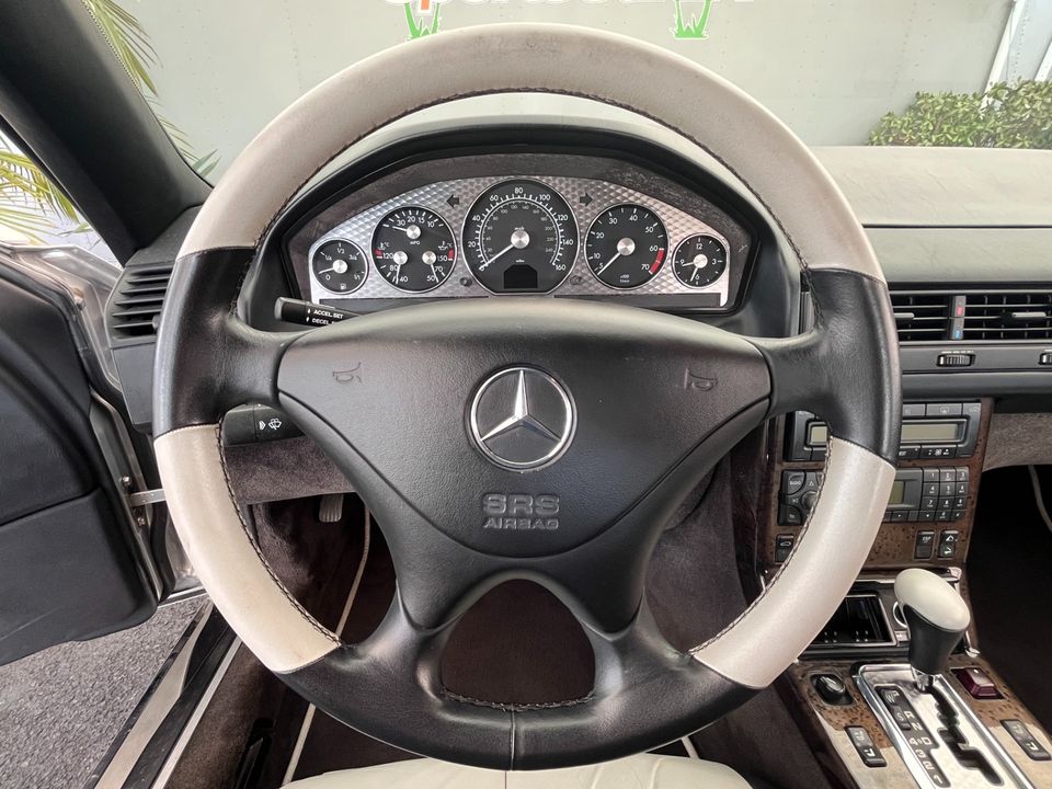 2002 Mercedes-Benz SL-Class