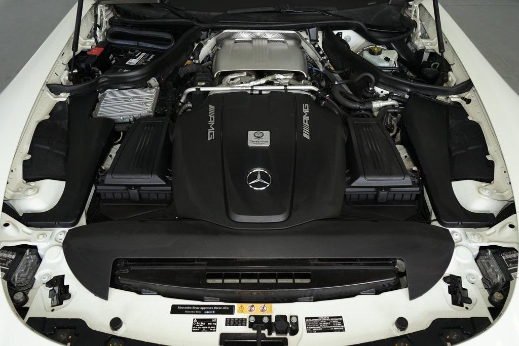2017 Mercedes-Benz AMG   GT