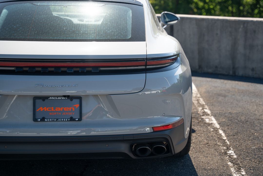2025 Porsche Panamera