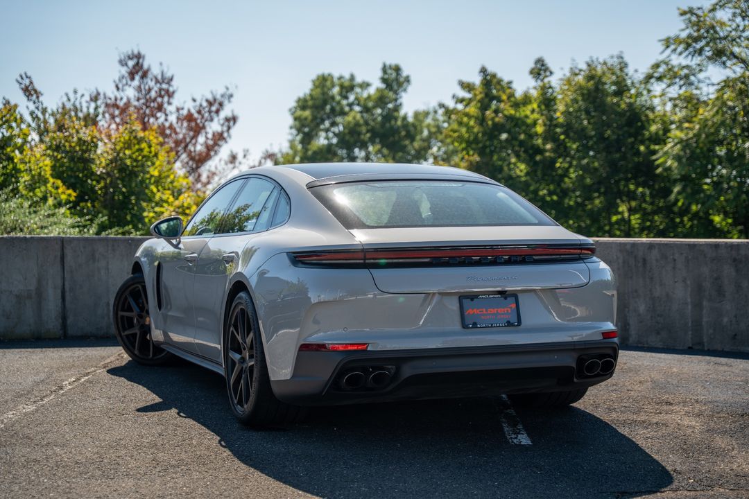 2025 Porsche Panamera