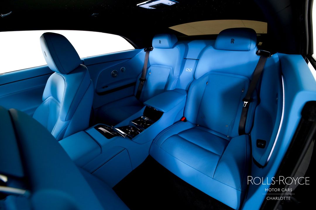 2025 Rolls-Royce Black Badge Spectre