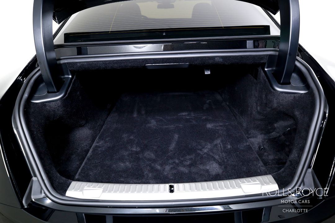 2025 Rolls-Royce Black Badge Spectre