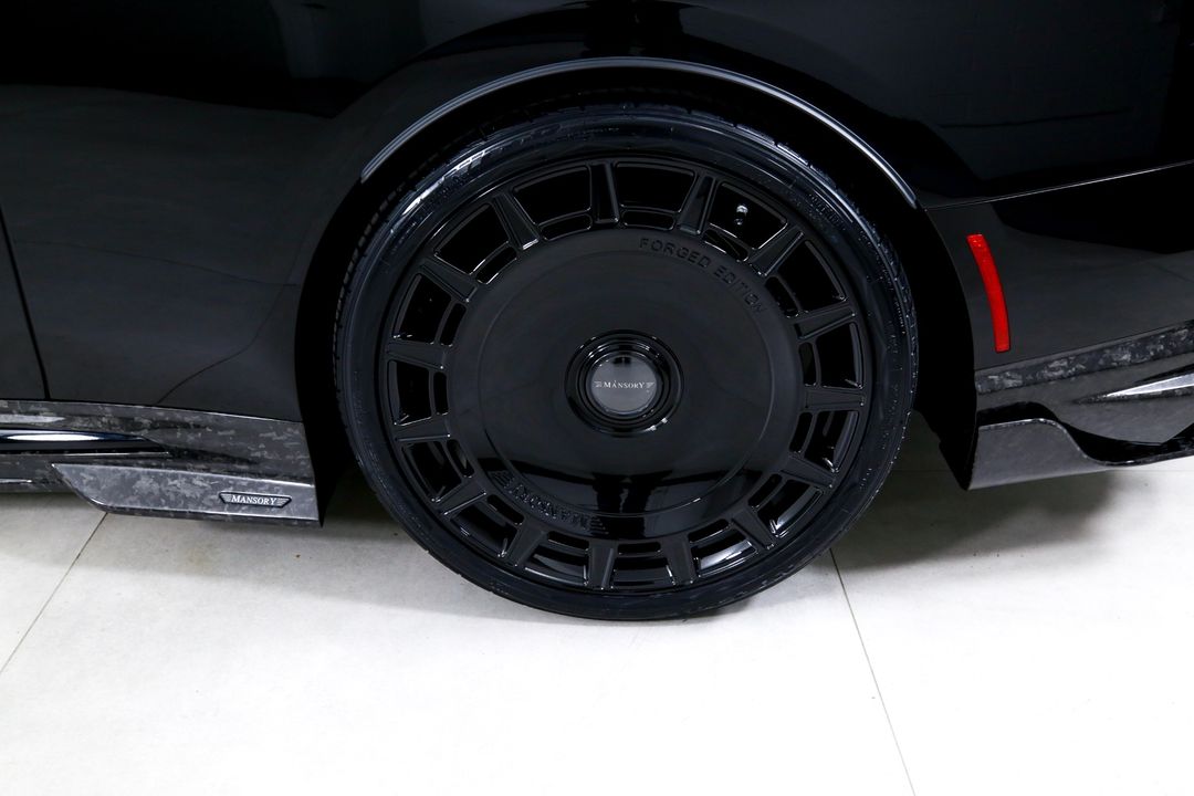 2025 Rolls-Royce Black Badge Spectre