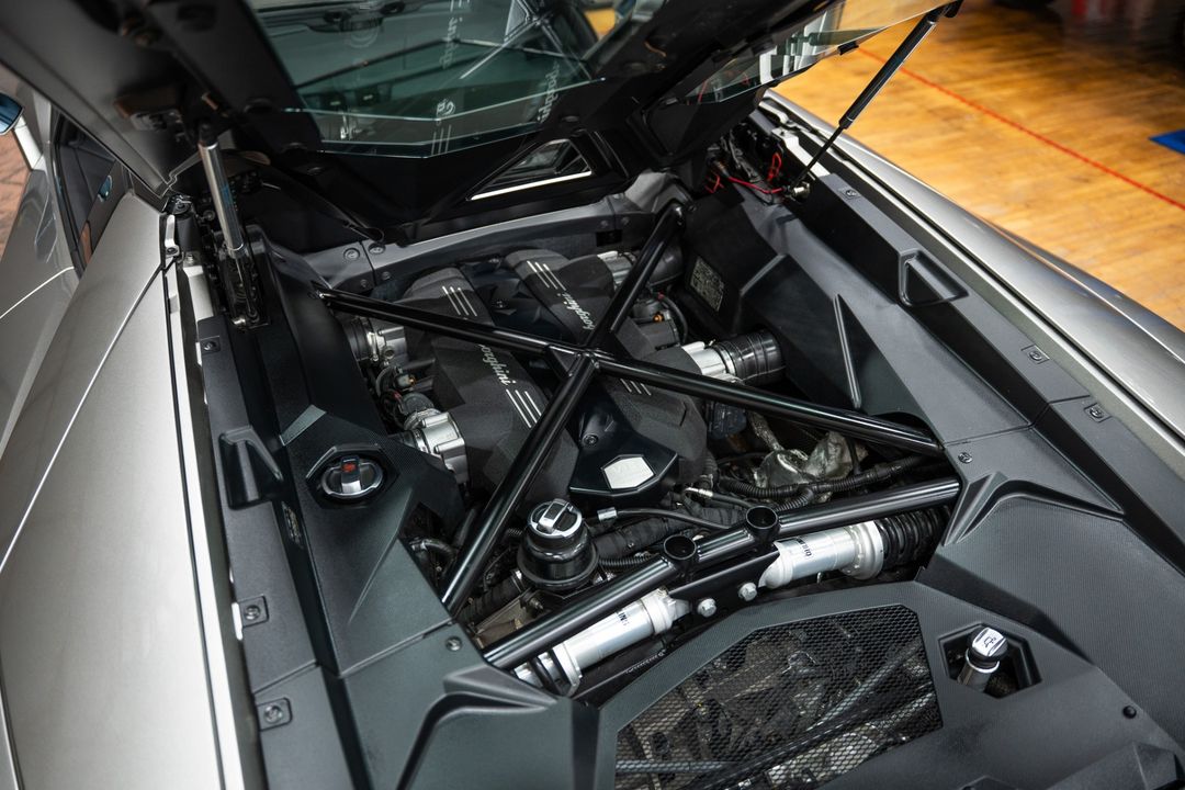 2014 Lamborghini Aventador