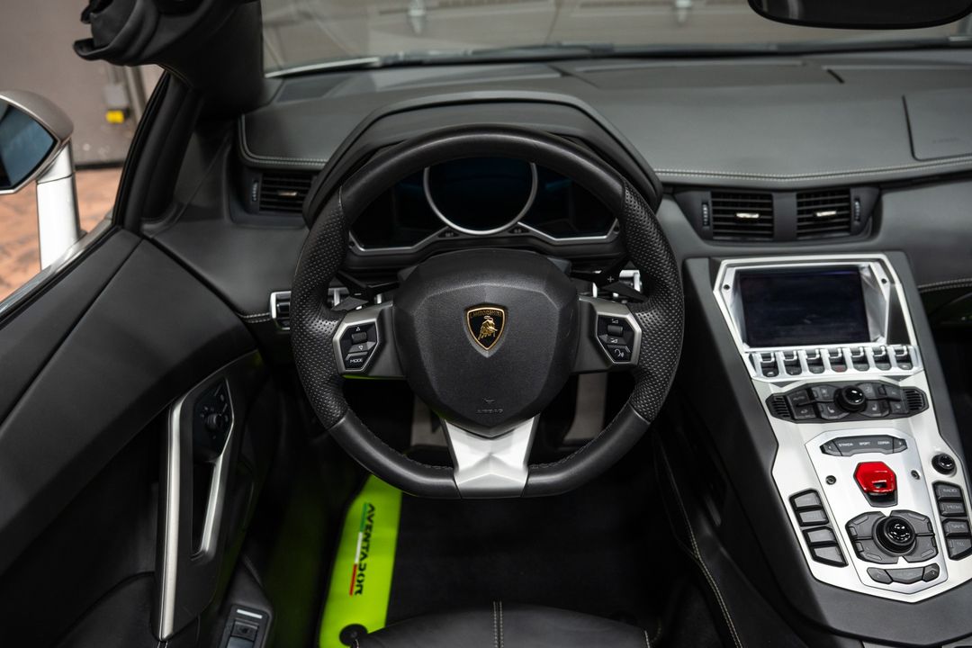 2014 Lamborghini Aventador