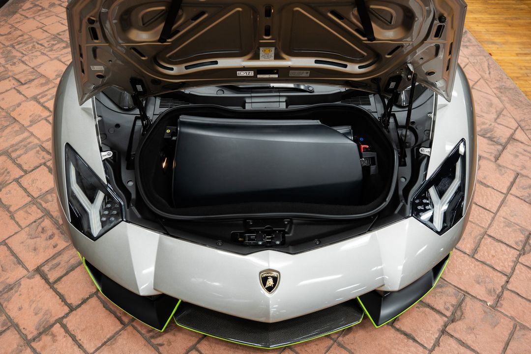 2014 Lamborghini Aventador