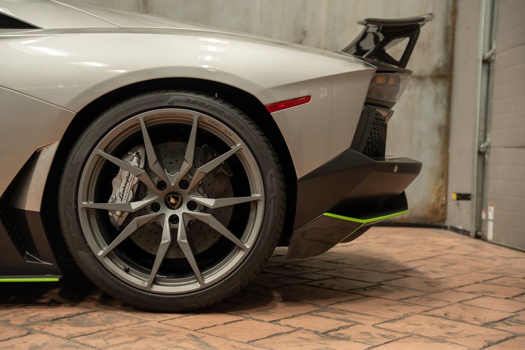2014 Lamborghini Aventador