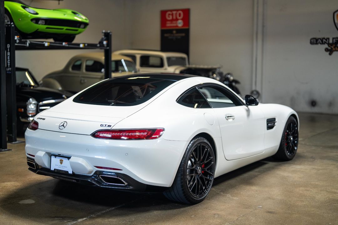 2016 Mercedes-Benz AMG GT