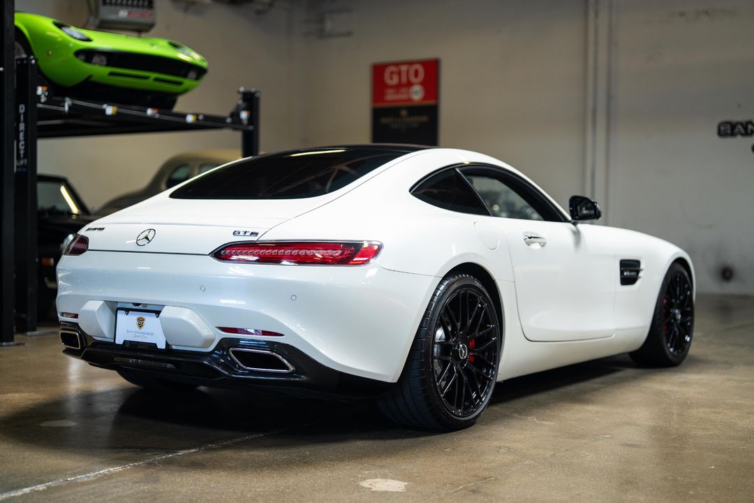 2016 Mercedes-Benz AMG GT