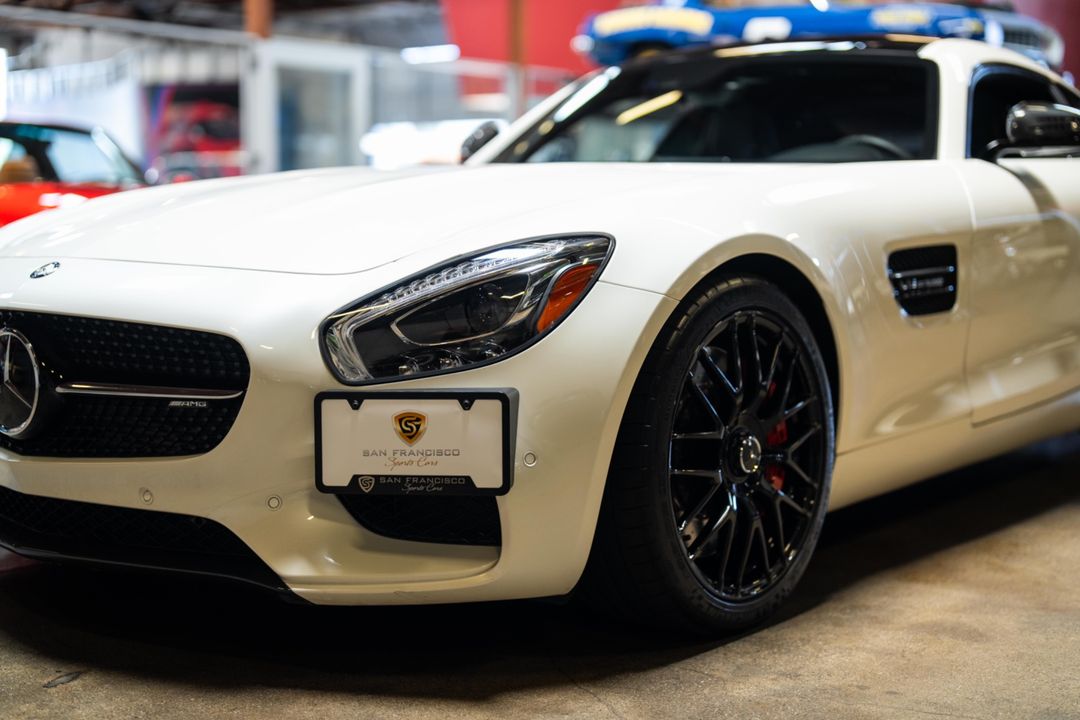 2016 Mercedes-Benz AMG GT