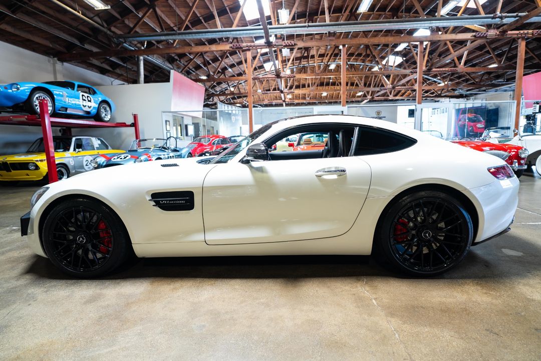 2016 Mercedes-Benz AMG GT