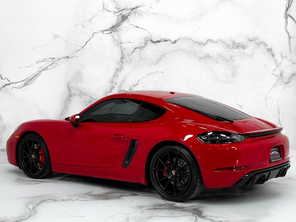 2024 Porsche 718 Cayman