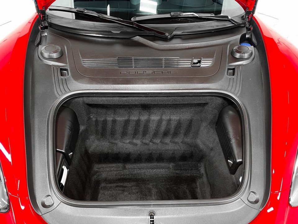 2024 Porsche 718 Cayman