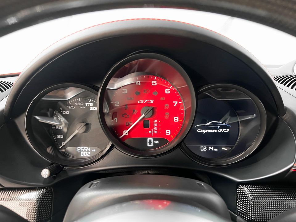 2024 Porsche 718 Cayman