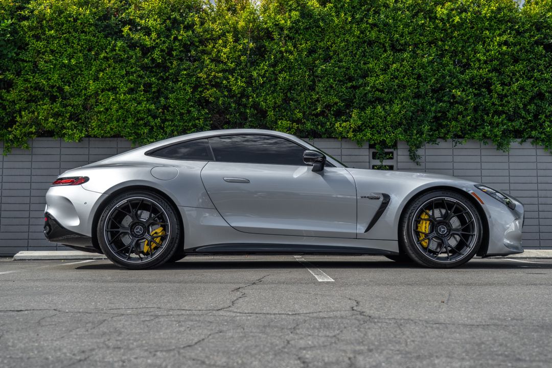 2024 Mercedes-Benz AMG GT