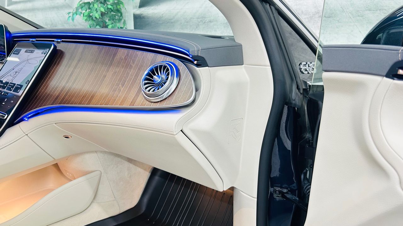 2023 Mercedes-Benz EQS