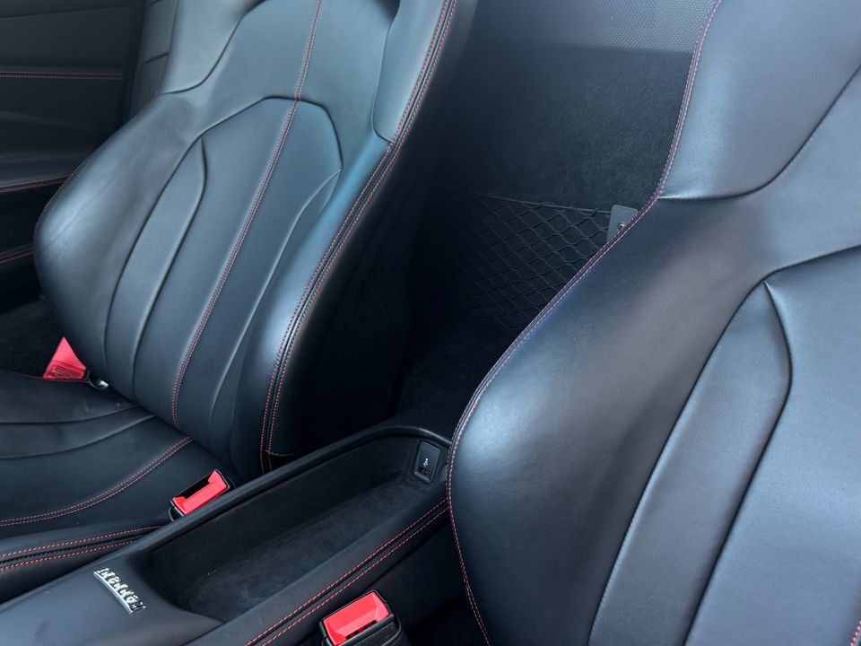 2020 Ferrari F8