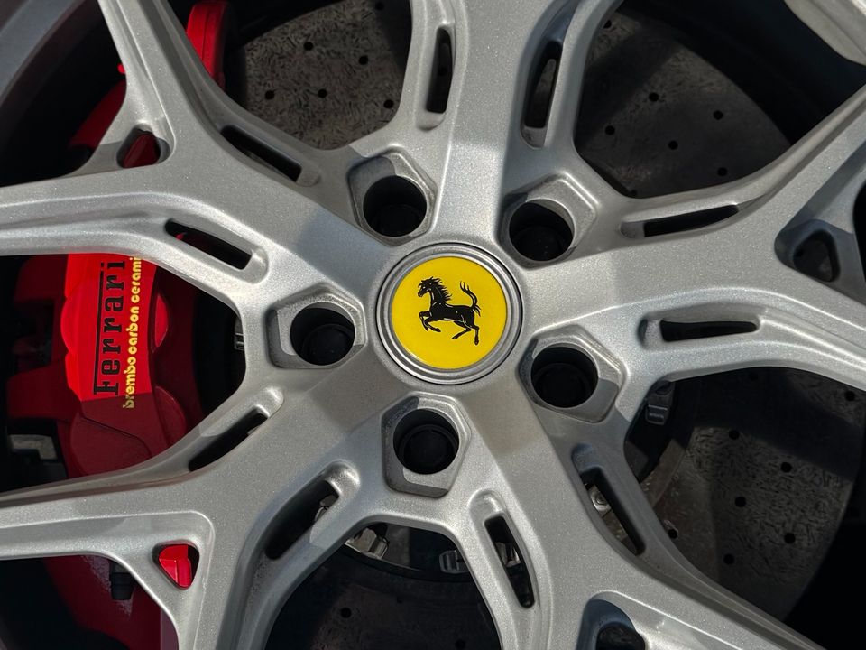 2020 Ferrari F8