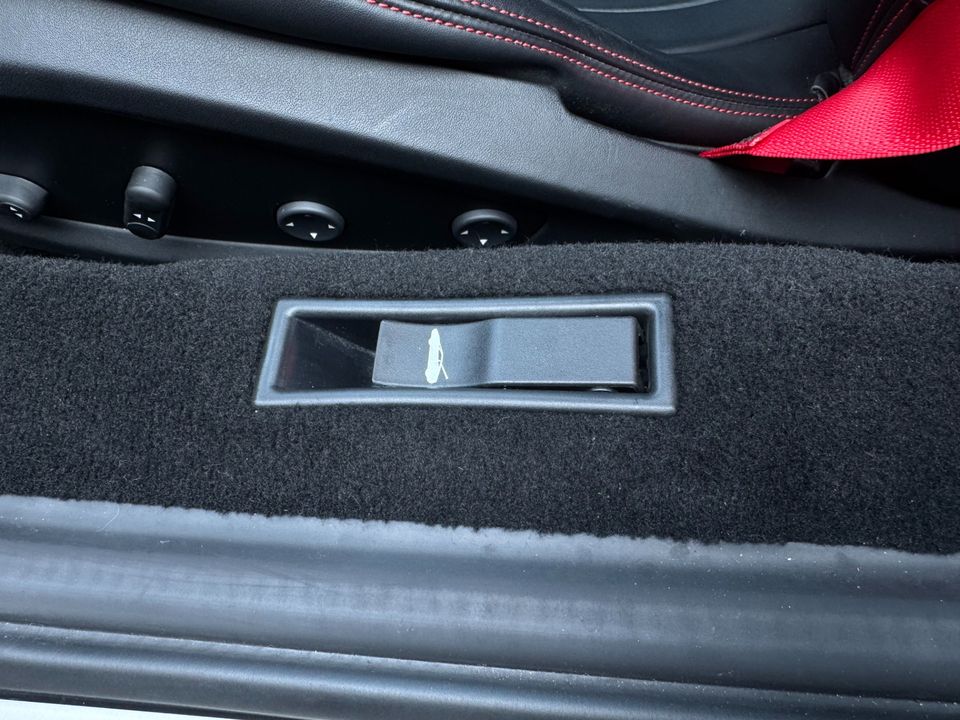 2020 Ferrari F8