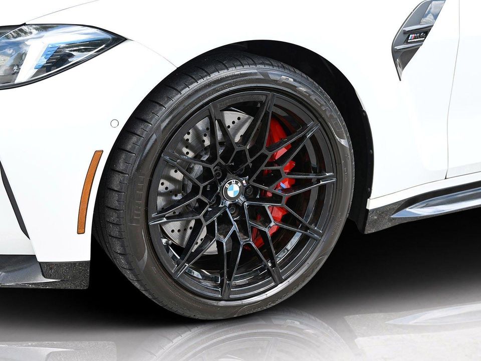 2025 BMW M4