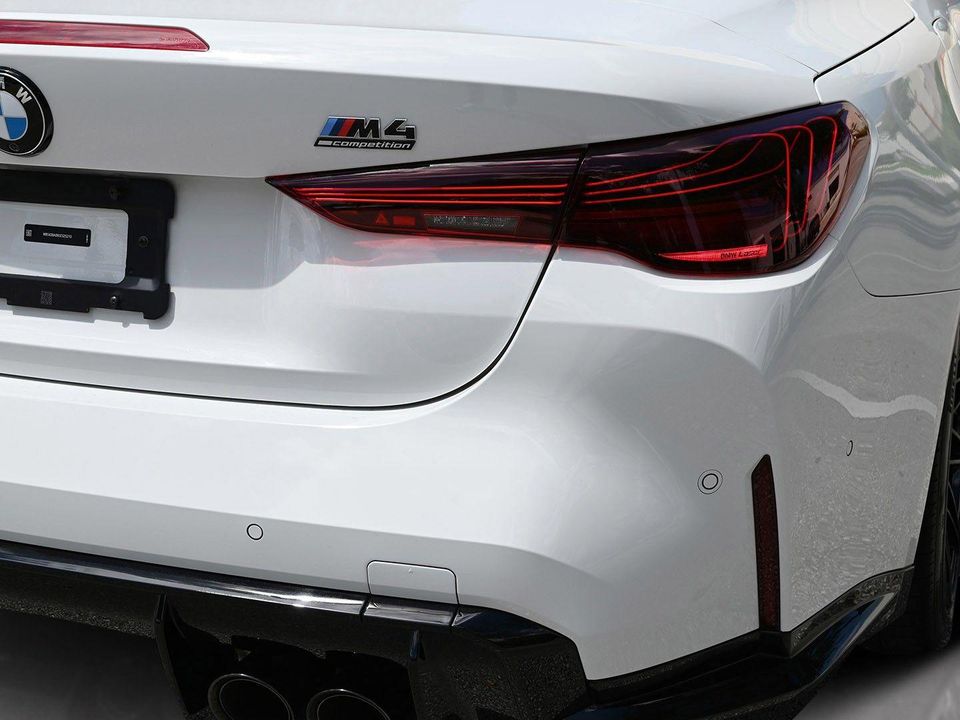 2025 BMW M4